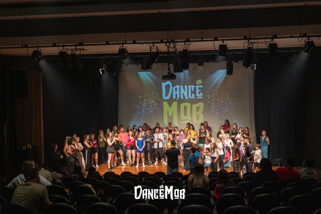 Apresentação DanceMob