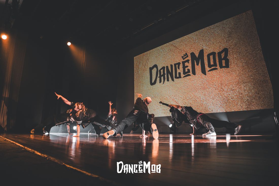 Apresentação DanceMob