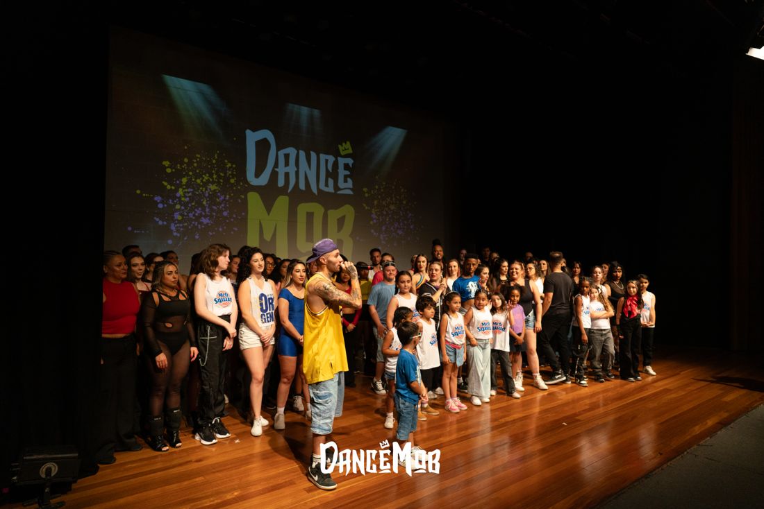 Apresentação DanceMob